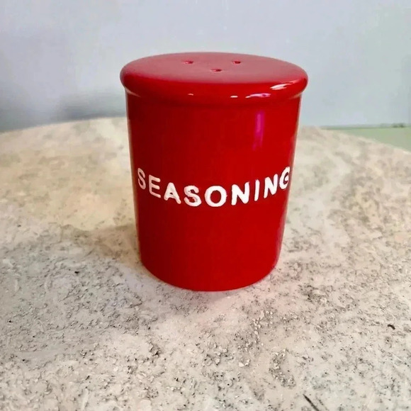 Vintage Seasonings Spice Salt Pepper Ceramic Shaker Red Kitchen Decor All Season - Picture 1 of 8